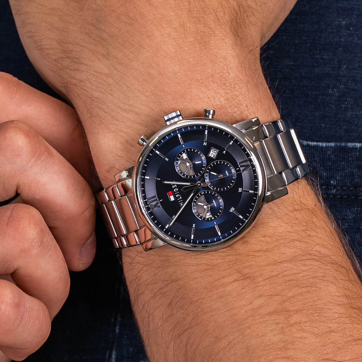 Montre Homme TOMMY HILFIGER – volume masculin pour homme – Originale Idée Cadeau pour toutes les occasions à Casablanca, Rabat et partout au Maroc – Montres de Luxe Montre Homme TOMMY HILFIGER – volume masculin pour homme – Image 3