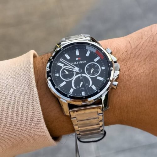 Montre Homme TOMMY HILFIGER – savoir-faire maîtrisé – Originale Idée Cadeau pour toutes les occasions à Casablanca, Rabat et partout au Maroc – Montres de Luxe Montre Homme TOMMY HILFIGER – savoir-faire maîtrisé Originale au Maroc | Livraison à Casablanca, Rabat, Fès – Montres de Luxe