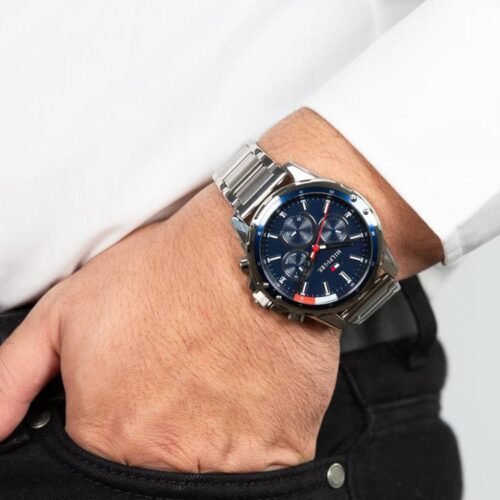 Montre Homme TOMMY HILFIGER – accessoire fiable – Originale Idée Cadeau pour toutes les occasions à Casablanca, Rabat et partout au Maroc – Montres de Luxe Montre Homme TOMMY HILFIGER – accessoire fiable Originale au Maroc | Livraison à Casablanca, Rabat, Fès – Montres de Luxe