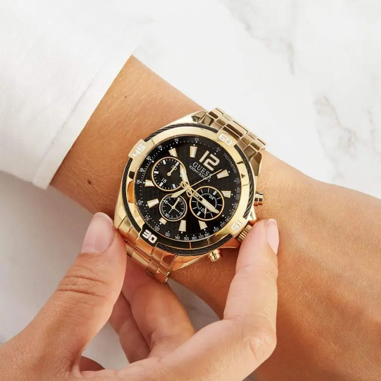Montre Homme Guess – classe robuste – Originale Idée Cadeau pour toutes les occasions à Casablanca, Rabat et partout au Maroc – Montres de Luxe Montre Homme Guess – classe robuste – Image 2
