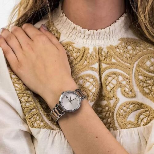 Montre Femme TOMMY HILFIGER – Accessoire raffiné femme – Originale Idée Cadeau pour toutes les occasions à Casablanca, Rabat et partout au Maroc – Montres de Luxe Montre Femme TOMMY HILFIGER – Accessoire raffiné femme Originale au Maroc | Livraison à Casablanca, Rabat, Fès – Montres de Luxe
