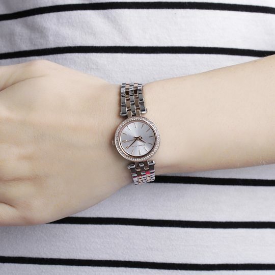 Montre Femme Michael Kors Mk3298 – Style maroc moderne – Originale Idée Cadeau pour toutes les occasions à Casablanca, Rabat et partout au Maroc – Montres de Luxe Montre Femme Michael Kors Mk3298 – Style maroc moderne – Image 2