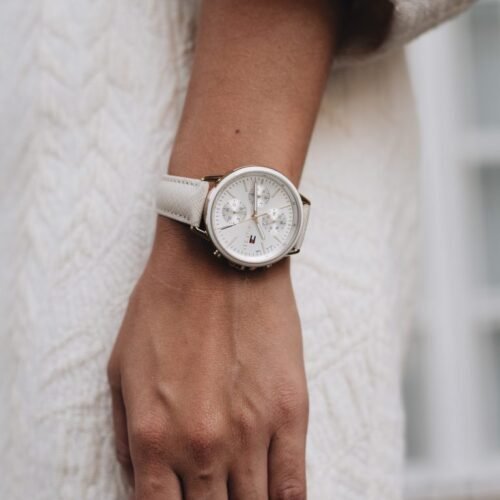 Montre Femme TOMMY HILFIGER – Montre de marque femme – Originale Idée Cadeau pour toutes les occasions à Casablanca, Rabat et partout au Maroc – Montres de Luxe Montre Femme TOMMY HILFIGER – Montre de marque femme Originale au Maroc | Livraison à Casablanca, Rabat, Fès – Montres de Luxe