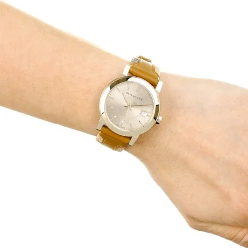 Montre Femme BURBERRY – Accessoire horloger féminin Originale au Maroc | Livraison à Casablanca, Rabat, Fès – Montres de Luxe