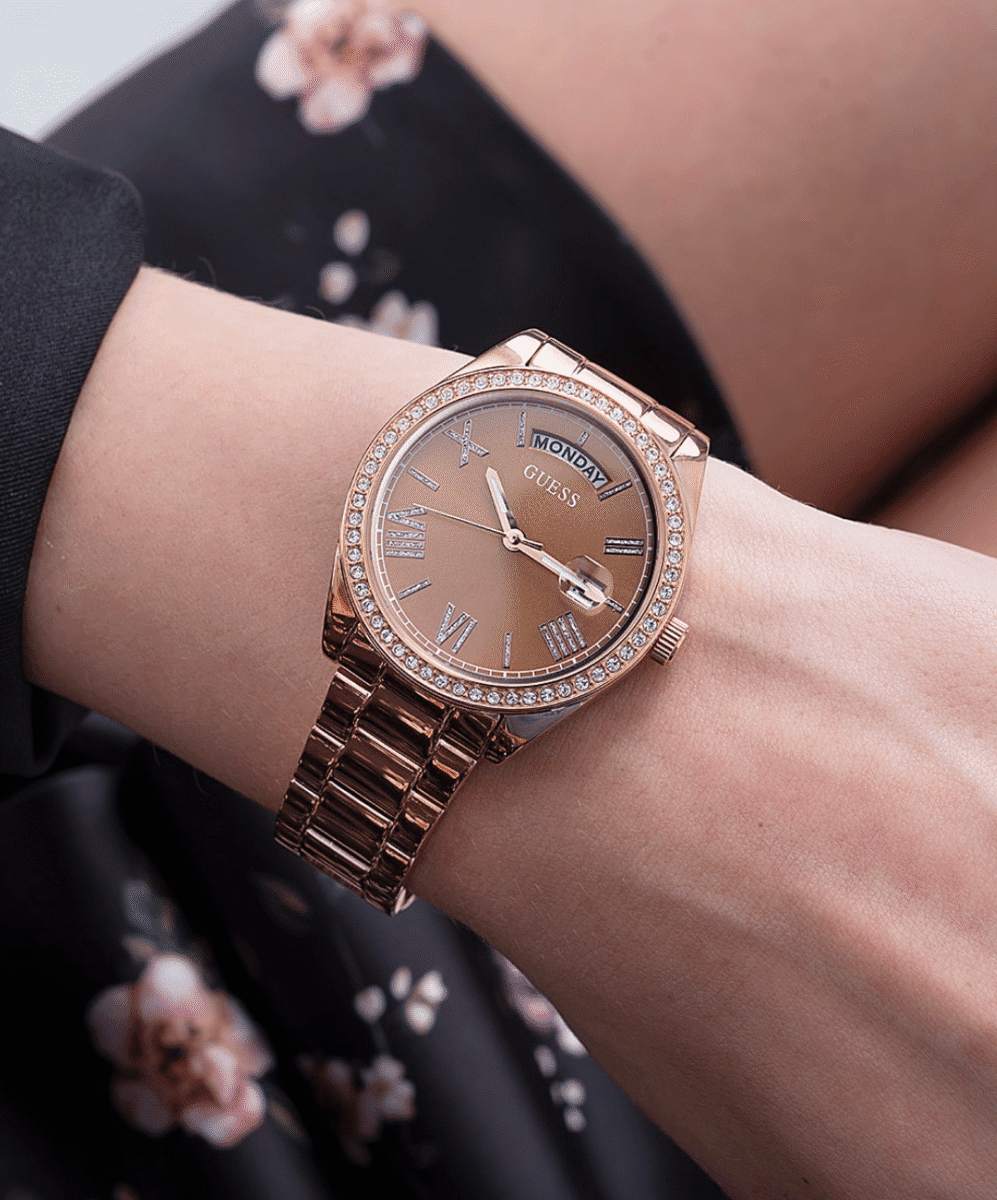 Montre Femme Guess Gw0307L3 – Mode suisse femme – Originale Idée Cadeau pour toutes les occasions à Casablanca, Rabat et partout au Maroc – Montres de Luxe Montre Femme Guess Gw0307L3 – Mode suisse femme – Image 4