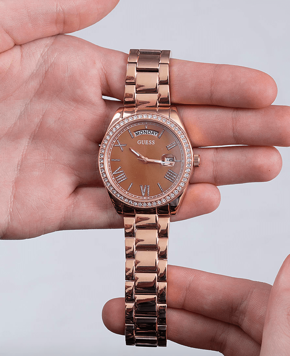 Montre Femme Guess Gw0307L3 – Mode suisse femme – Originale Idée Cadeau pour toutes les occasions à Casablanca, Rabat et partout au Maroc – Montres de Luxe Montre Femme Guess Gw0307L3 – Mode suisse femme – Image 6