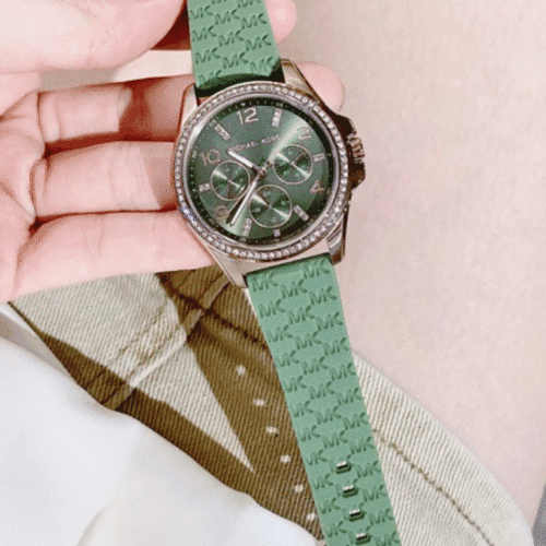 Montre Femme Michael Kors Mk7421 – Produit mode femme – Originale Idée Cadeau pour toutes les occasions à Casablanca, Rabat et partout au Maroc – Montres de Luxe Montre Femme Michael Kors Mk7421 – Produit mode femme Originale au Maroc | Livraison à Casablanca, Rabat, Fès – Montres de Luxe