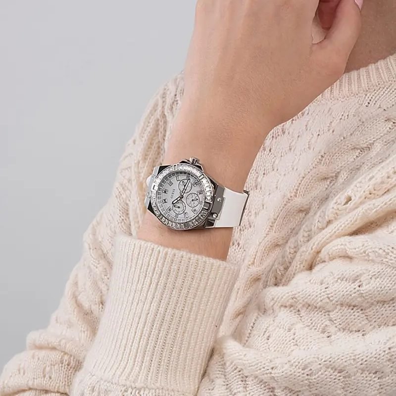 Montre Femme Guess – Montre tendance authentique – Originale Idée Cadeau pour toutes les occasions à Casablanca, Rabat et partout au Maroc – Montres de Luxe Montre Femme Guess – Montre tendance authentique – Image 4