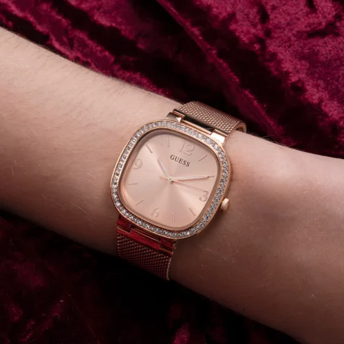 Montre Femme Guess Gw0354L3 – Femme chic moderne Originale au Maroc | Livraison à Casablanca, Rabat, Fès – Montres de Luxe