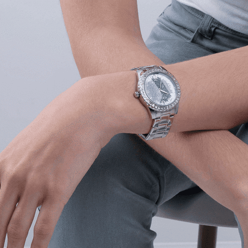 Montre Femme Guess Gw0405L1 – Look féminin marocain – Originale Idée Cadeau pour toutes les occasions à Casablanca, Rabat et partout au Maroc – Montres de Luxe Montre Femme Guess Gw0405L1 – Look féminin marocain Originale au Maroc | Livraison à Casablanca, Rabat, Fès – Montres de Luxe