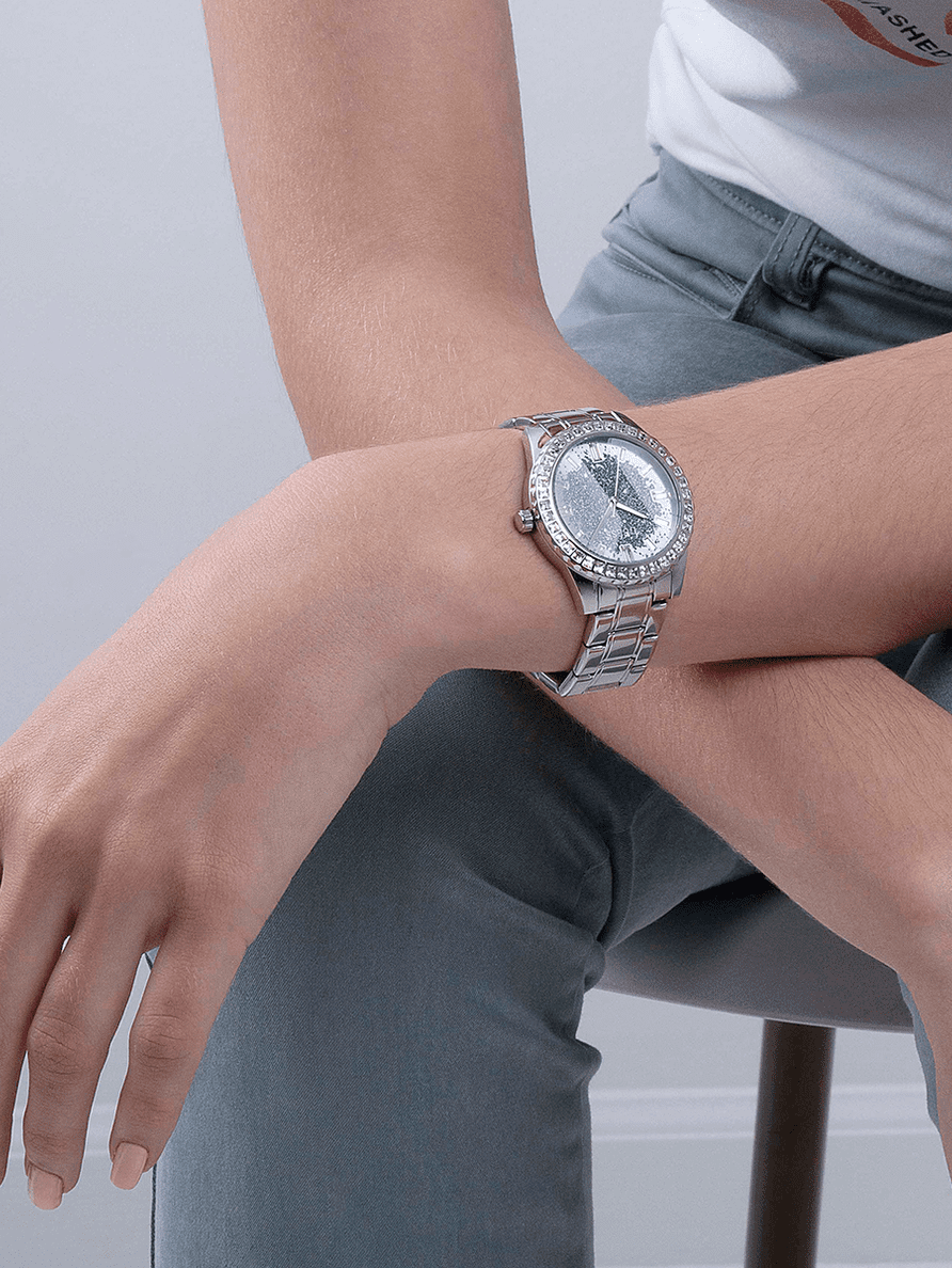 Montre Femme Guess Gw0405L1 – Look féminin marocain – Originale Idée Cadeau pour toutes les occasions à Casablanca, Rabat et partout au Maroc – Montres de Luxe Montre Femme Guess Gw0405L1 – Look féminin marocain – Image 4
