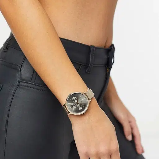 Montre Femme Hugo Boss – Produit féminin de luxe – Originale Idée Cadeau pour toutes les occasions à Casablanca, Rabat et partout au Maroc – Montres de Luxe Montre Femme Hugo Boss – Produit féminin de luxe – Image 2