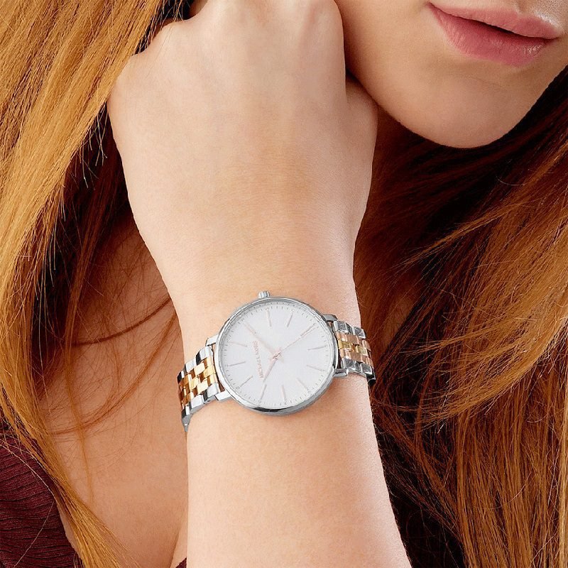Montre Femme Michael Kors Mk3901 – Montre luxe certifiée – Originale Idée Cadeau pour toutes les occasions à Casablanca, Rabat et partout au Maroc – Montres de Luxe Montre Femme Michael Kors Mk3901 – Montre luxe certifiée – Image 4