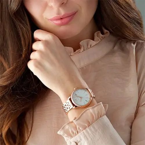 Montre Femme Michael Kors Mk6641 – Cadeau parfait femme – Originale Idée Cadeau pour toutes les occasions à Casablanca, Rabat et partout au Maroc – Montres de Luxe Montre Femme Michael Kors Mk6641 – Cadeau parfait femme – Image 4