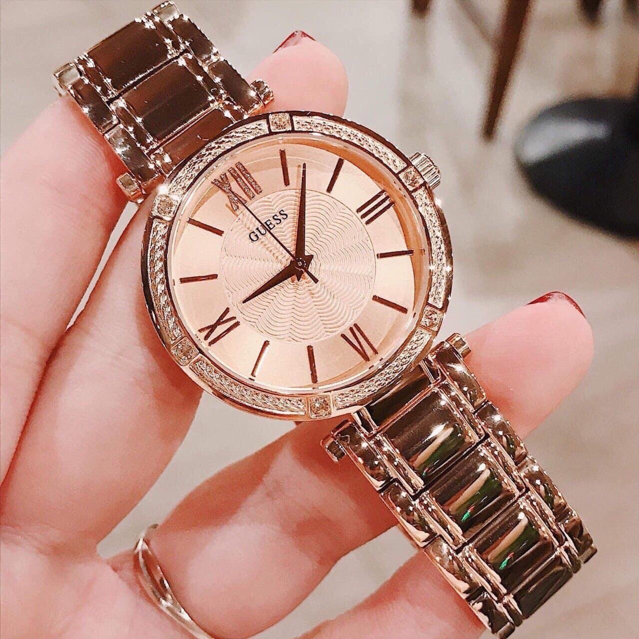 Montre Femme Guess – Savoir-faire suisse femme  Originale au Maroc | Livraison à Casablanca, Rabat, Fès – Montresuisse.ma