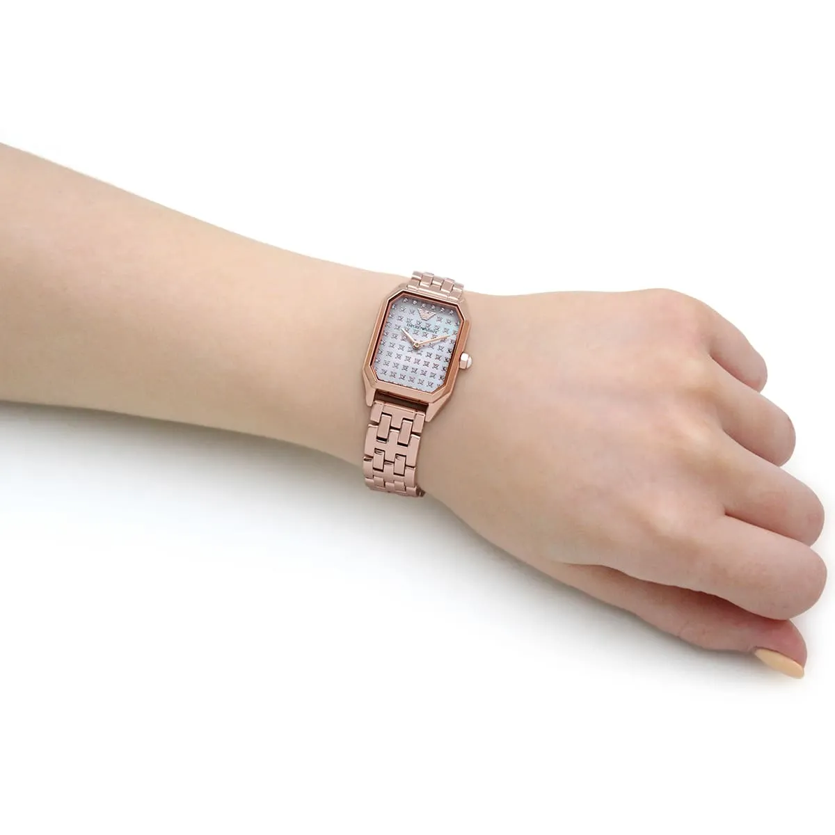 Montre Femme Emporio Armani Ar11389 – Femme moderne suisse – Originale Idée Cadeau pour toutes les occasions à Casablanca, Rabat et partout au Maroc – Montres de Luxe Montre Femme Emporio Armani Ar11389 – Femme moderne suisse – Image 4