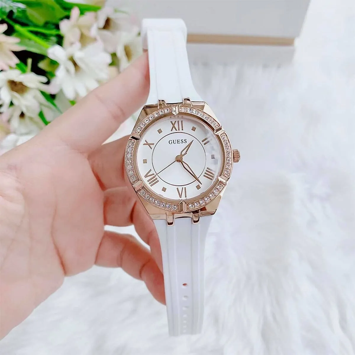 Montre Femme Guess Gw0034L2 – Modèle suisse tendance – Originale Idée Cadeau pour toutes les occasions à Casablanca, Rabat et partout au Maroc – Montres de Luxe Montre Femme Guess Gw0034L2 – Modèle suisse tendance – Image 5