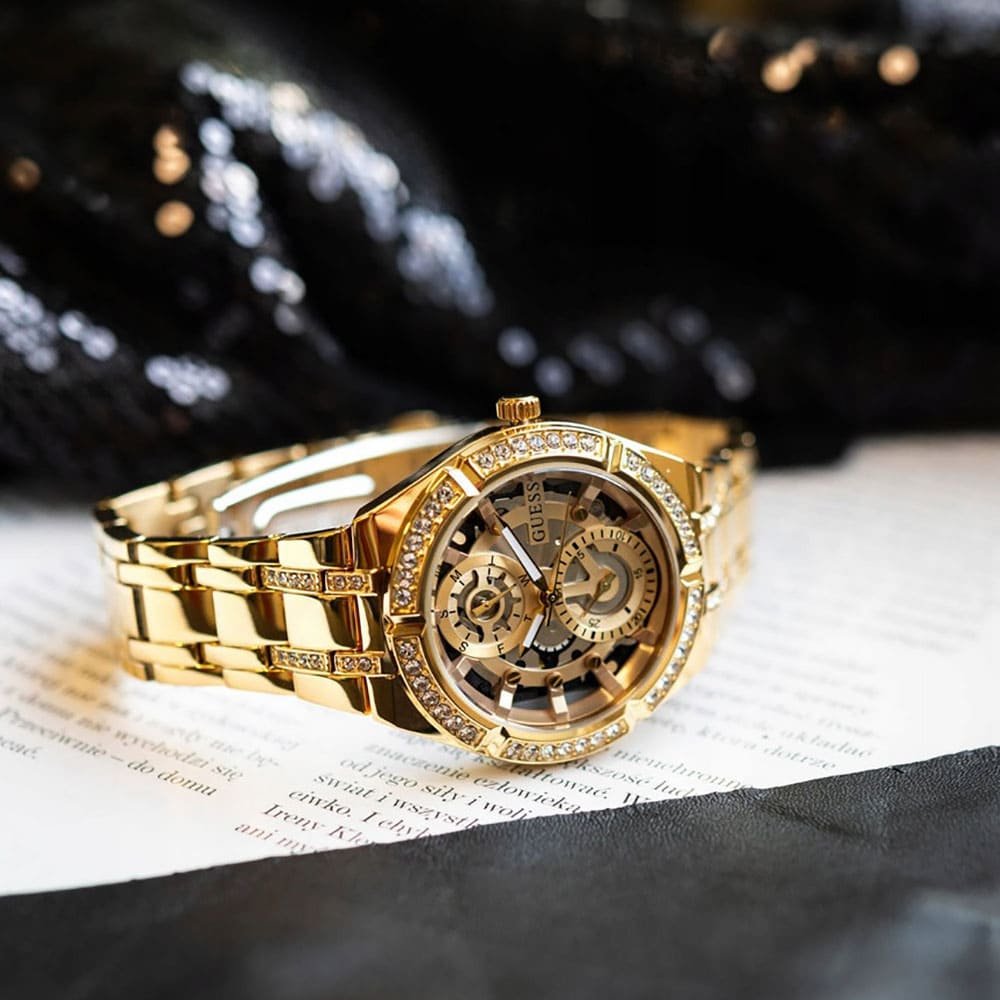 Montre Femme Guess Gw0604L2 – Montre pour femme moderne – Originale Idée Cadeau pour toutes les occasions à Casablanca, Rabat et partout au Maroc – Montres de Luxe Montre Femme Guess Gw0604L2 – Montre pour femme moderne – Image 6