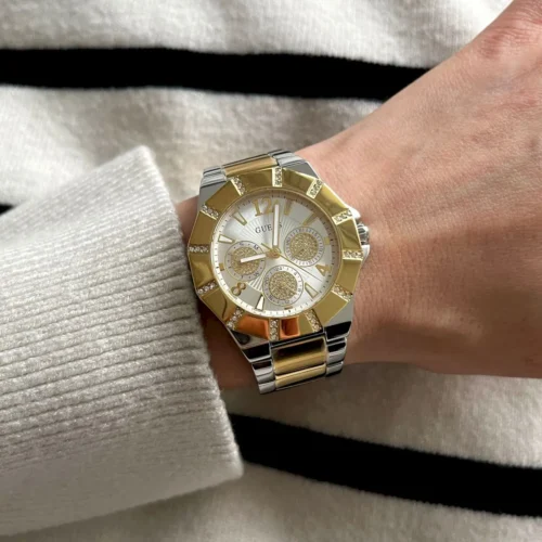 Montre Femme Guess Gw0616L2 – Accessoire pour femmes stylées – Originale Idée Cadeau pour toutes les occasions à Casablanca, Rabat et partout au Maroc – Montres de Luxe Montre Femme Guess Gw0616L2 – Accessoire pour femmes stylées Originale au Maroc | Livraison à Casablanca, Rabat, Fès – Montres de Luxe
