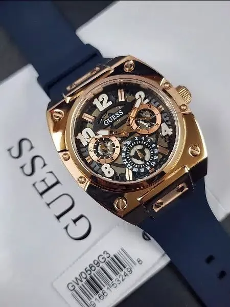 Montre Homme Guess Gw0569G3 – classe puissant de prestige – Originale Idée Cadeau pour toutes les occasions à Casablanca, Rabat et partout au Maroc – Montres de Luxe Montre Homme Guess Gw0569G3 – classe puissant de prestige – Image 3