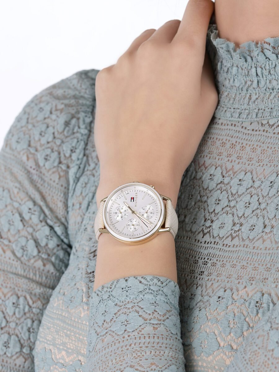 Montre Femme TOMMY HILFIGER – Montre de marque femme – Originale Idée Cadeau pour toutes les occasions à Casablanca, Rabat et partout au Maroc – Montres de Luxe Montre Femme TOMMY HILFIGER – Montre de marque femme – Image 4