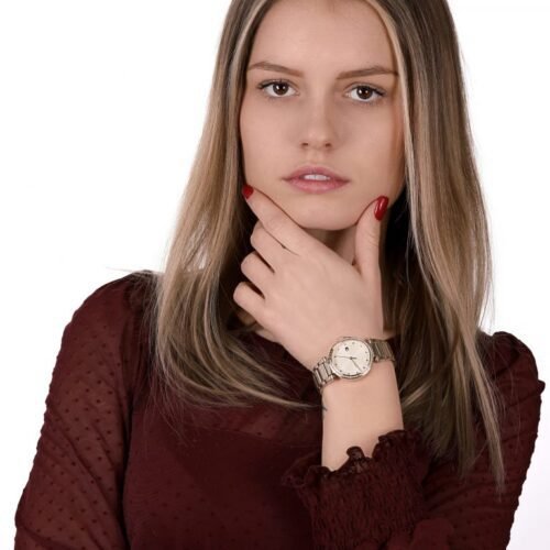 Montre Femme TOMMY HILFIGER – Tendance femme stylée – Originale Idée Cadeau pour toutes les occasions à Casablanca, Rabat et partout au Maroc – Montres de Luxe Montre Femme TOMMY HILFIGER – Tendance femme stylée Originale au Maroc | Livraison à Casablanca, Rabat, Fès – Montres de Luxe