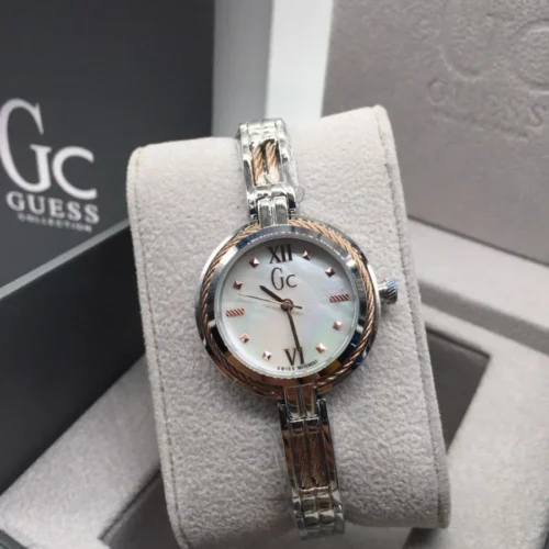 Montre Femme GUESS – caractère assumé export, MONTRES, Montres en Solde, montres Guess ,Gc, Montres Guess & Gc Pour Femmes, Montres Pour Femmes, montres suisses authentiques au Maroc Originale au Maroc | Livraison à Casablanca, Rabat, Fès – Montresuisse.ma