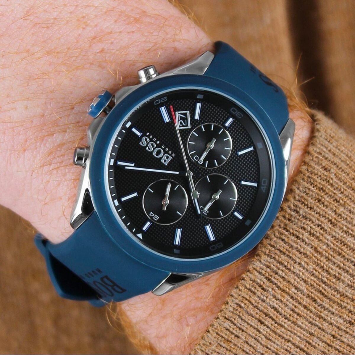 Montre Homme HUGO BOSS – finition dorée – Originale Idée Cadeau pour toutes les occasions à Casablanca, Rabat et partout au Maroc – Montres de Luxe Montre Homme HUGO BOSS – finition dorée – Image 3