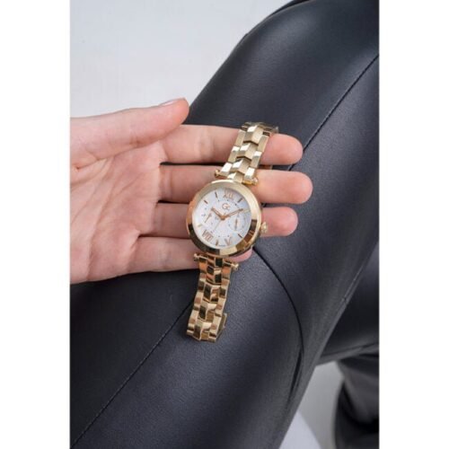 Montre Femme GUESS GC – vibration classique Originale au Maroc | Livraison à Casablanca, Rabat, Fès – Montres de Luxe