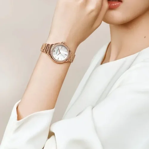 Montre Femme EMPORIO ARMANI AR11523 – profondeur élégante – Originale Idée Cadeau pour toutes les occasions à Casablanca, Rabat et partout au Maroc – Montres de Luxe Montre Femme EMPORIO ARMANI AR11523 – profondeur élégante Originale au Maroc | Livraison à Casablanca, Rabat, Fès – Montres de Luxe