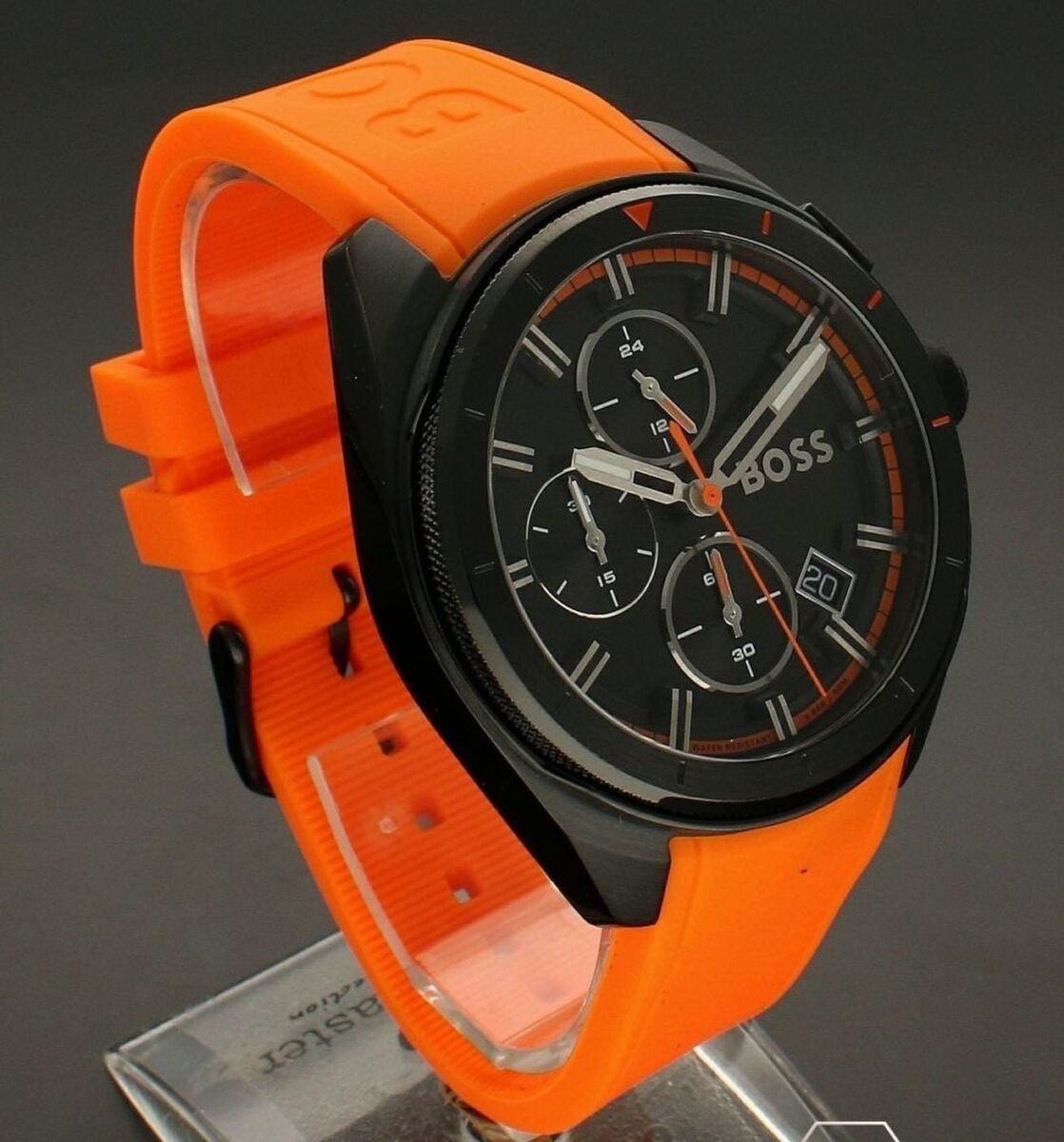 Montre Homme HUGO BOSS 1513957 – Sport – Originale Idée Cadeau pour toutes les occasions à Casablanca, Rabat et partout au Maroc – Montres de Luxe Montre Homme HUGO BOSS 1513957 – Sport – Image 3