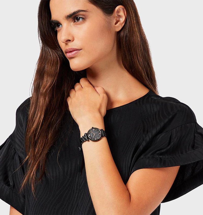 Montre Femme EMPORIO ARMANI AR11245 – détail élégant – Originale Idée Cadeau pour toutes les occasions à Casablanca, Rabat et partout au Maroc – Montres de Luxe Montre Femme EMPORIO ARMANI AR11245 – détail élégant – Image 2