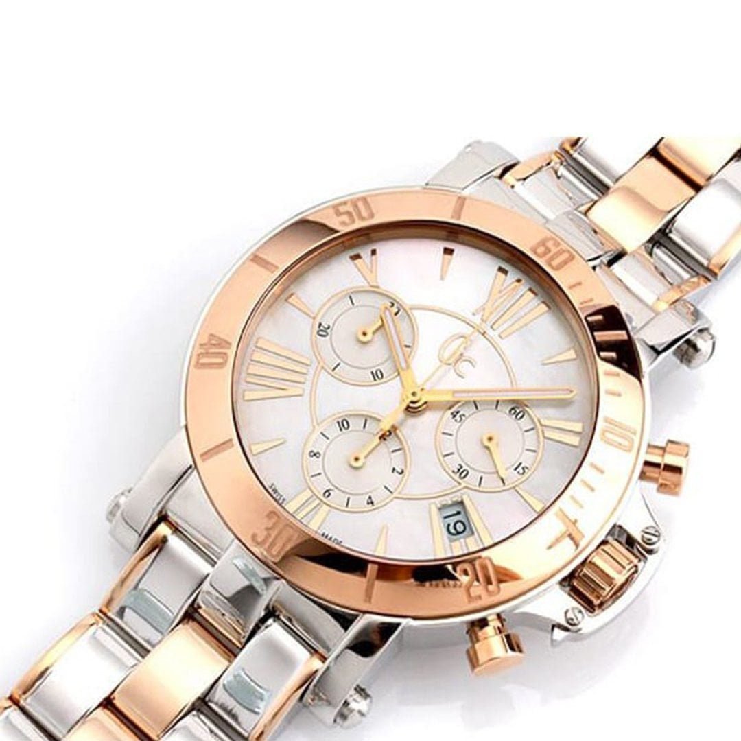 Montre Femme GUESS – pouvoir discret – Originale Idée Cadeau pour toutes les occasions à Casablanca, Rabat et partout au Maroc – Montres de Luxe Montre Femme GUESS – pouvoir discret – Image 3
