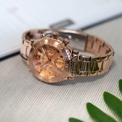 Montre Femme GUESS GW0465L2 – relief discret Originale au Maroc | Livraison à Casablanca, Rabat, Fès – Montres de Luxe