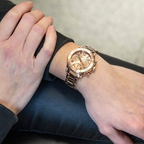 Montre Femme GUESS GW0465L2 – relief discret Originale au Maroc | Livraison à Casablanca, Rabat, Fès – Montres de Luxe